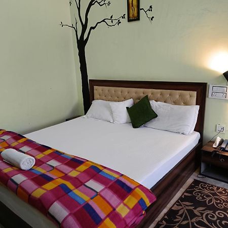 Joshi Holiday Home Stay ランズドーン エクステリア 写真