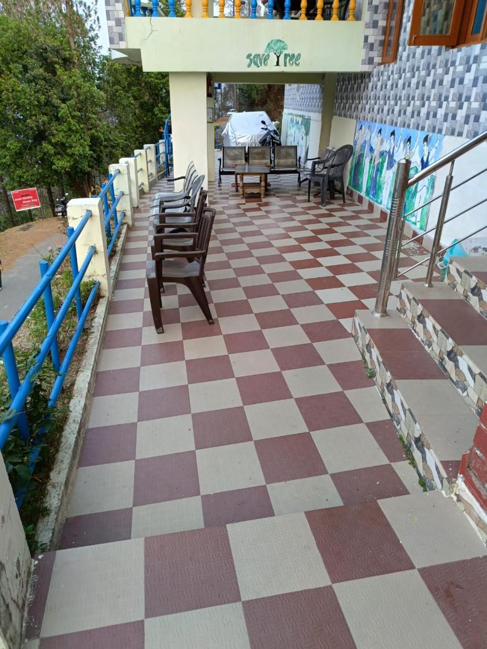 Joshi Holiday Home Stay ランズドーン エクステリア 写真