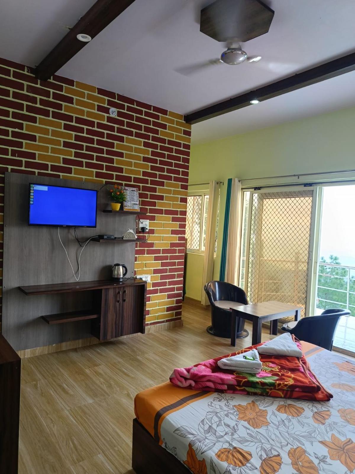 Joshi Holiday Home Stay ランズドーン エクステリア 写真