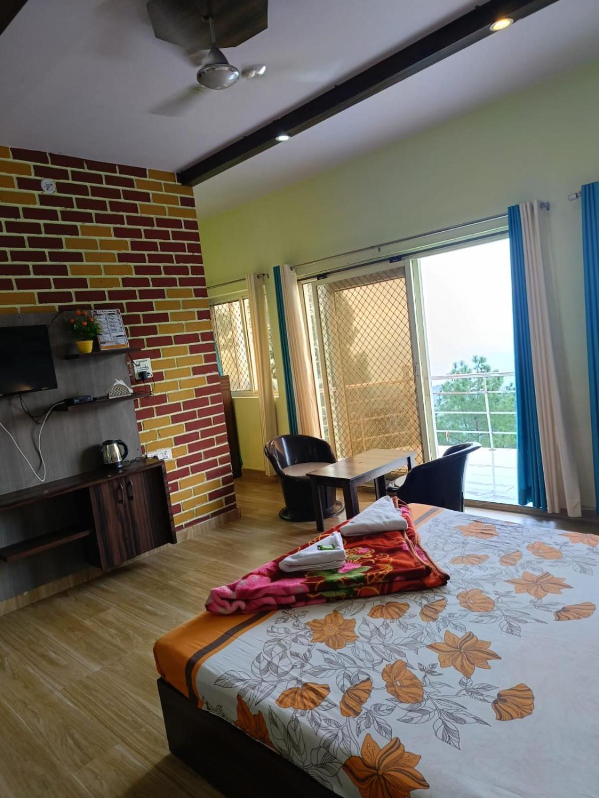 Joshi Holiday Home Stay ランズドーン エクステリア 写真