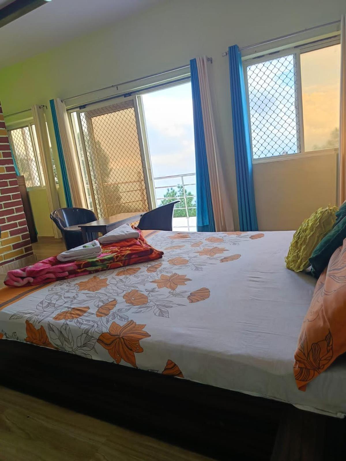 Joshi Holiday Home Stay ランズドーン エクステリア 写真